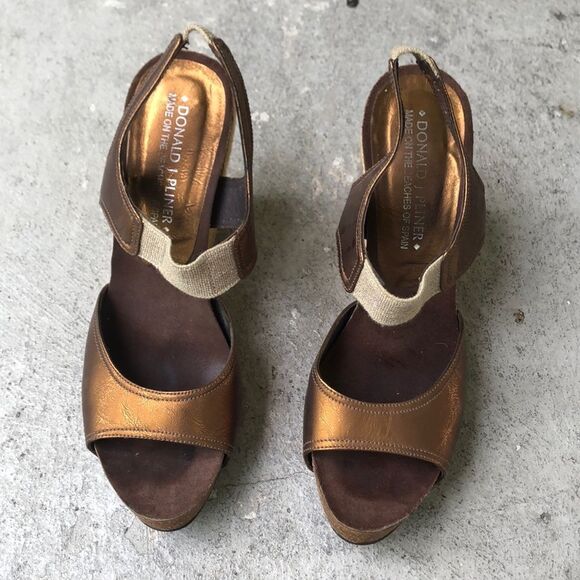 Donald Pliner Ginny platforms - Picture 1 of 9